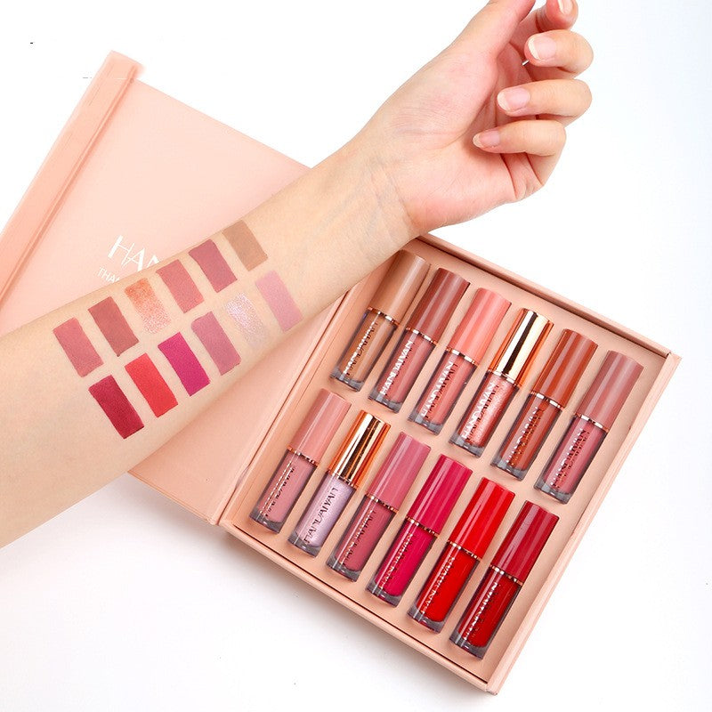 Waterproof Lip Contour & Color Set